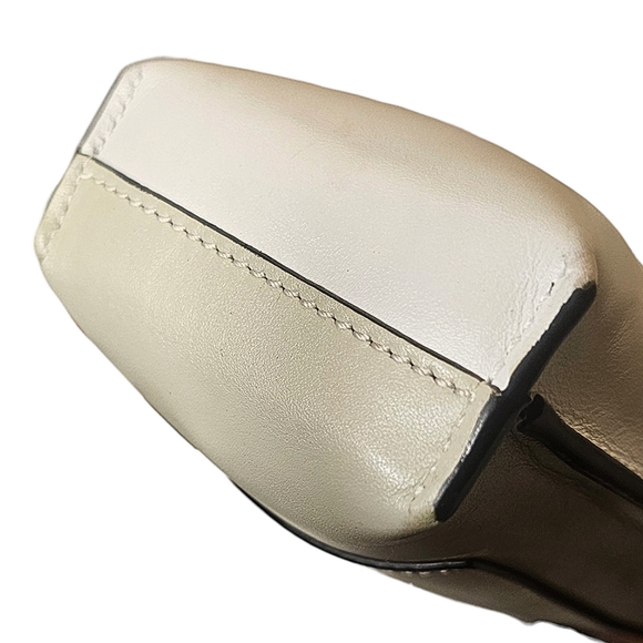 LOEWE GATE TWO-TONE BUCKET BAG - Picture 11 of 16